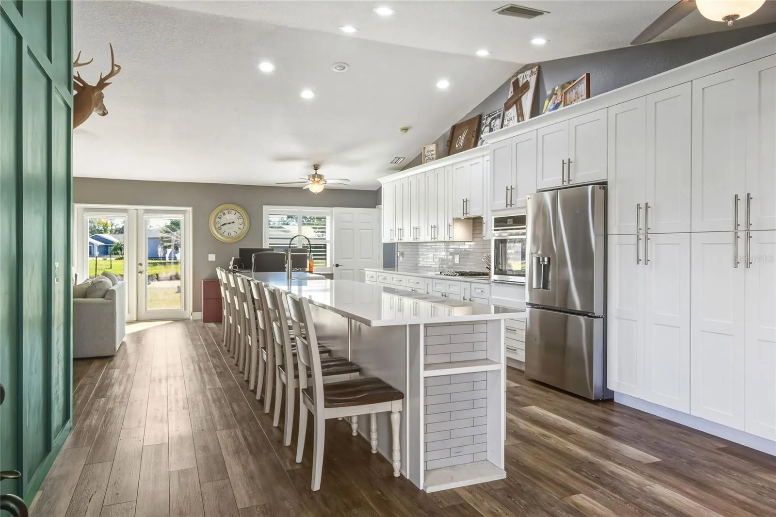 533 SEVEN OAKS
