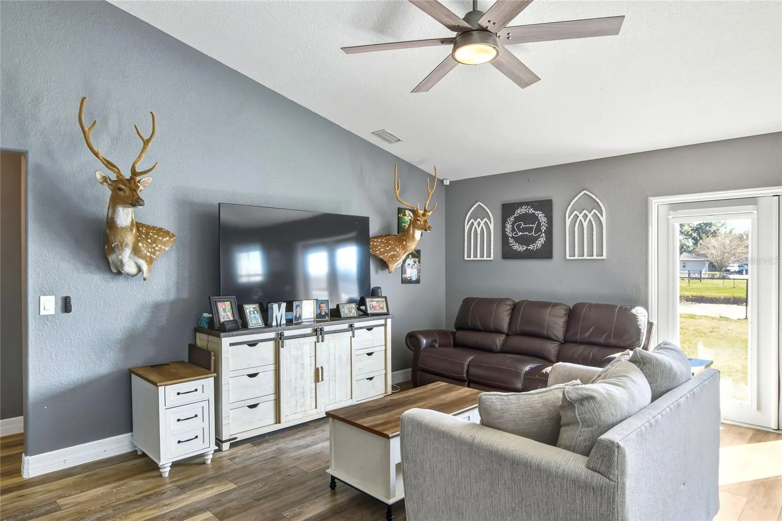533 SEVEN OAKS