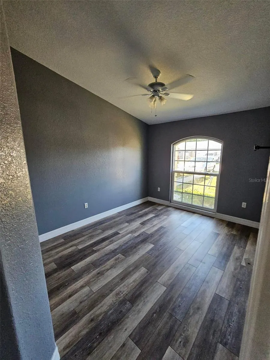 533 SEVEN OAKS