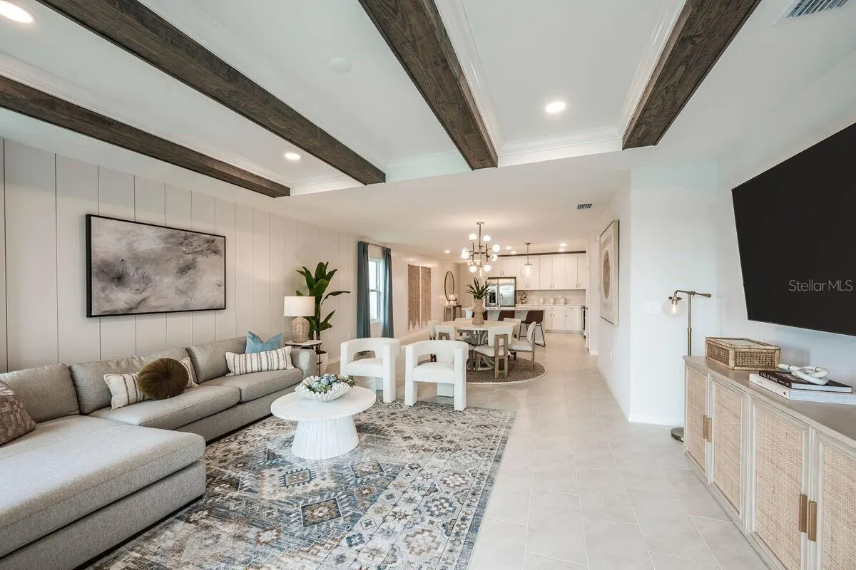 24500 SW KINGSWAY CIR