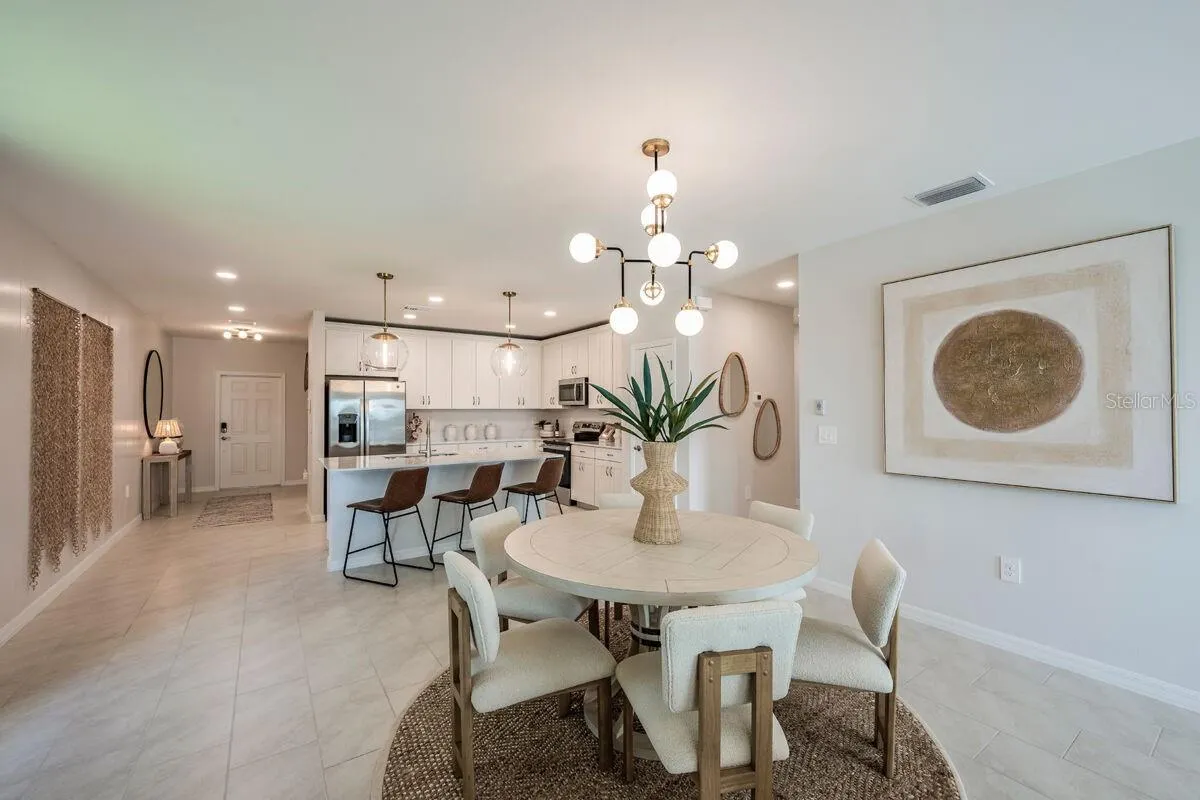 24500 SW KINGSWAY CIR