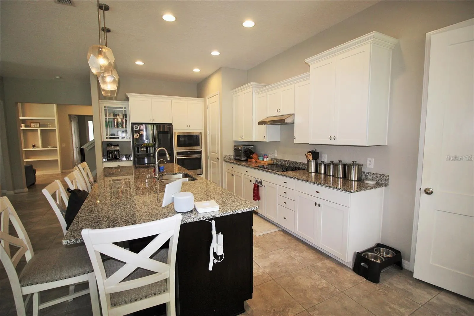 1813 HAWKSBILL LN