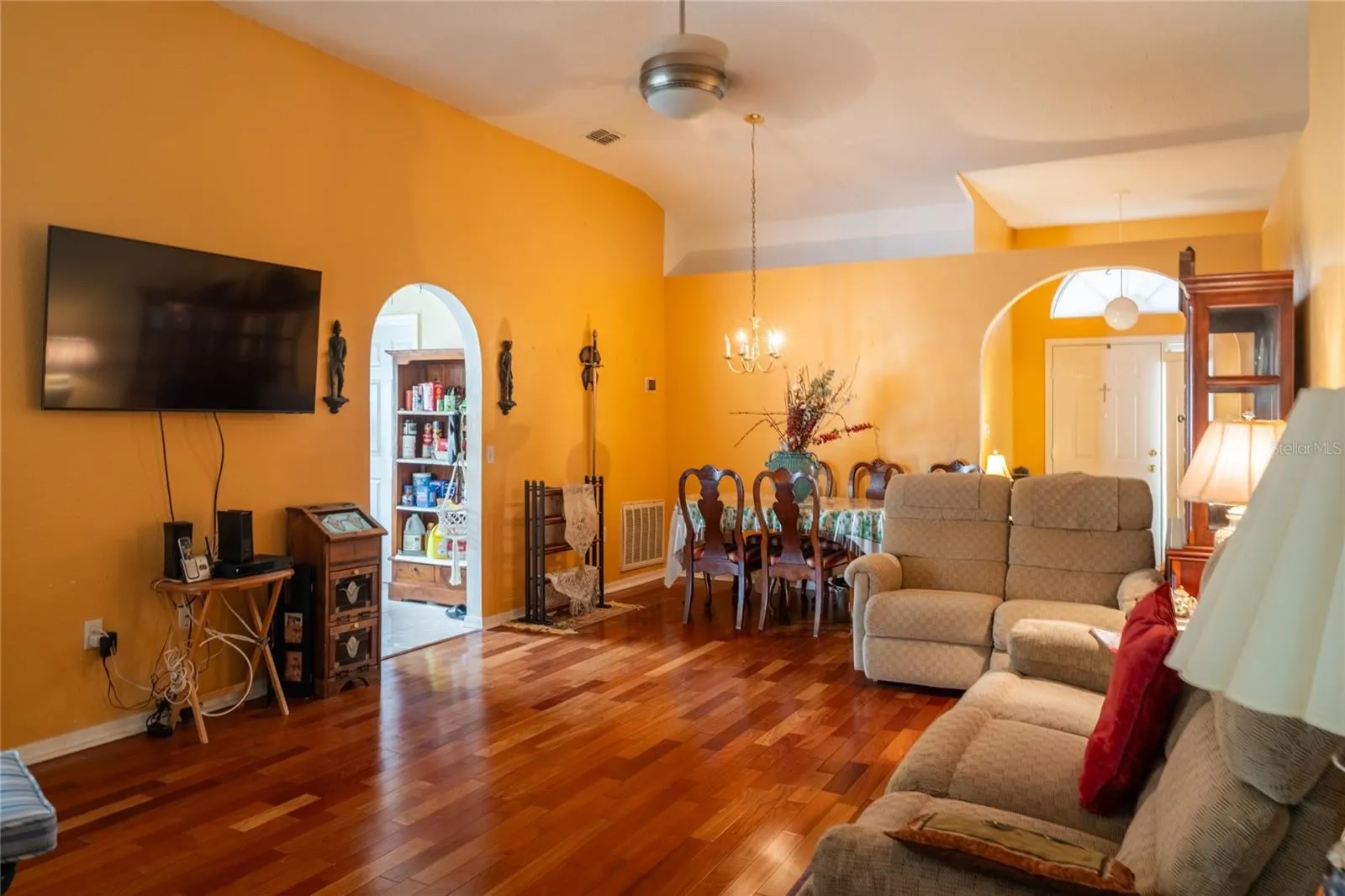 315 CORSICA CT
