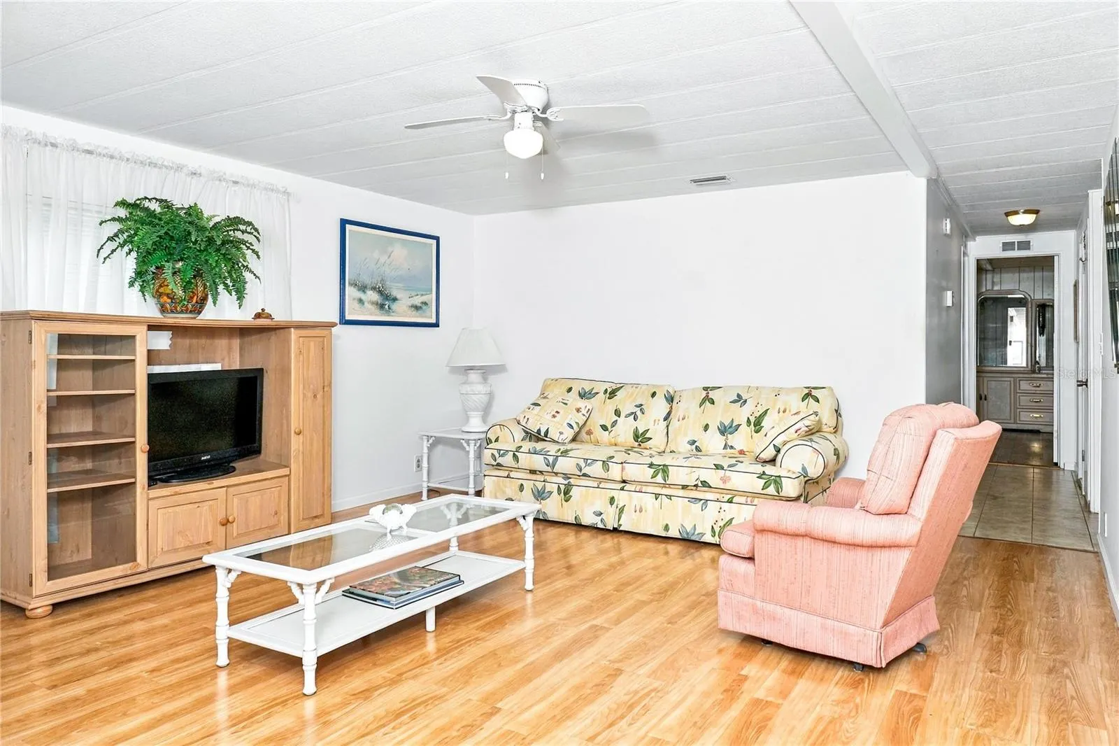 142 DUCHESS AVE