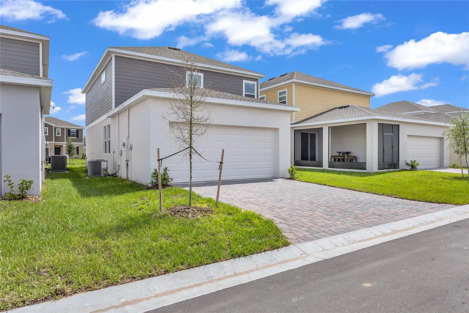 5577 FIONA LN