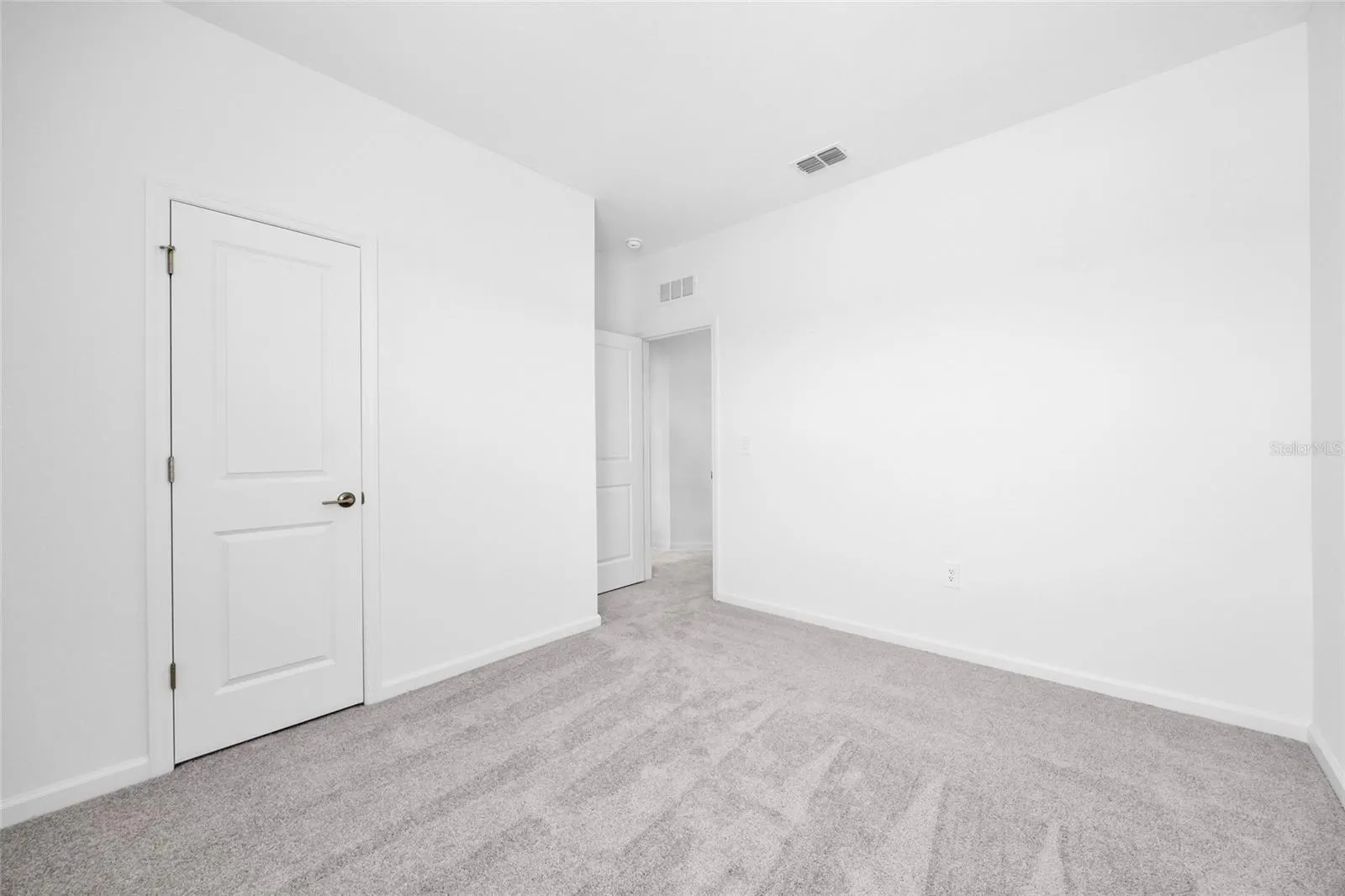 5577 FIONA LN
