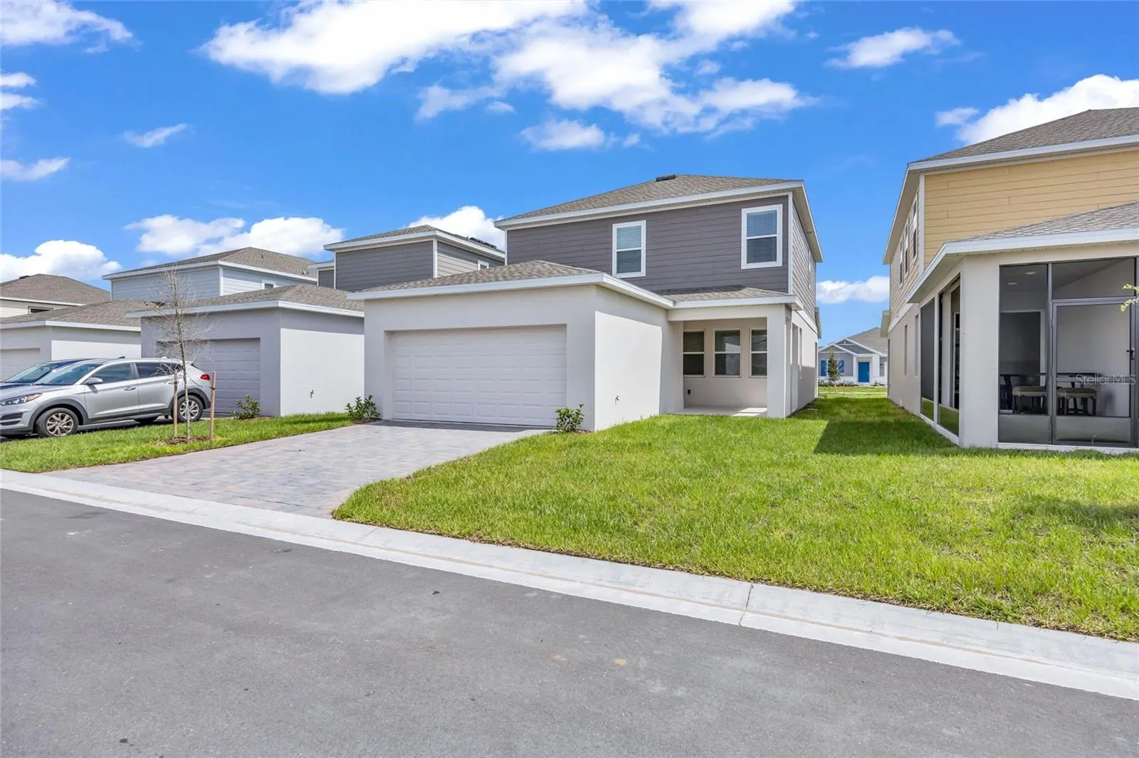 5577 FIONA LN
