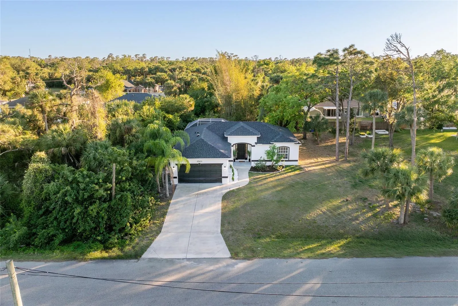2503 DUMONT LN