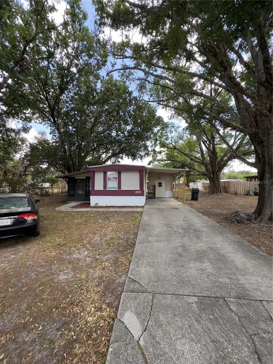 3535 ISLAND OAKS N