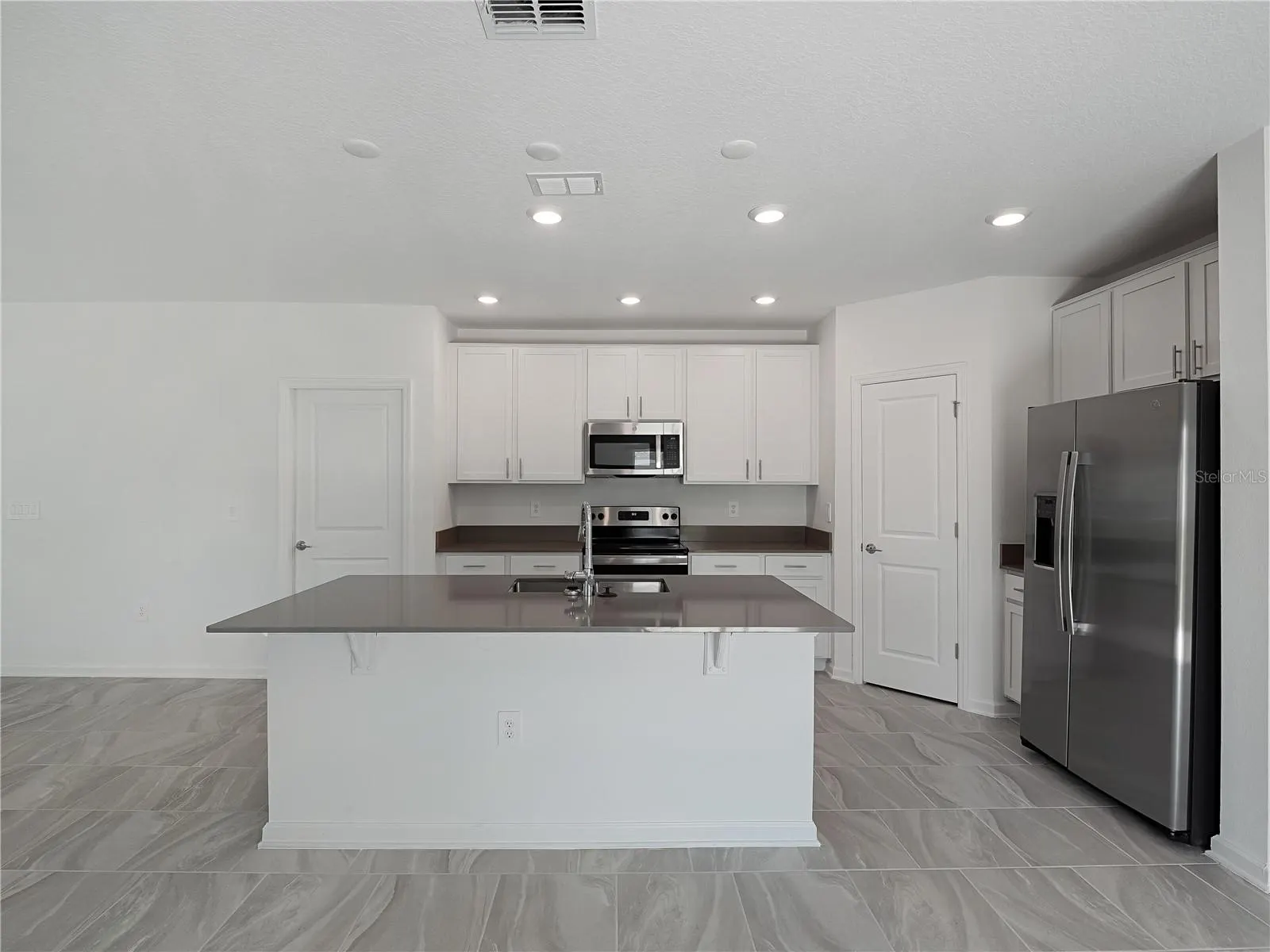 571 JETT LN