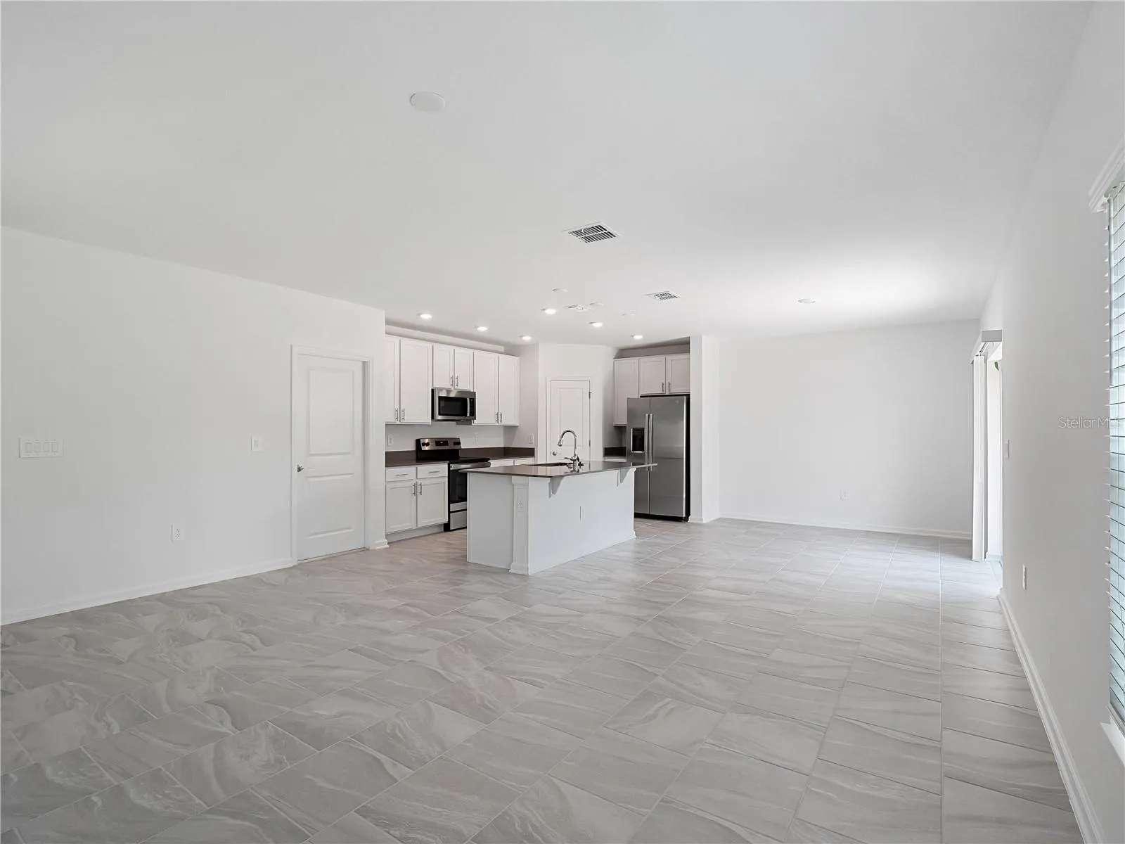 571 JETT LN