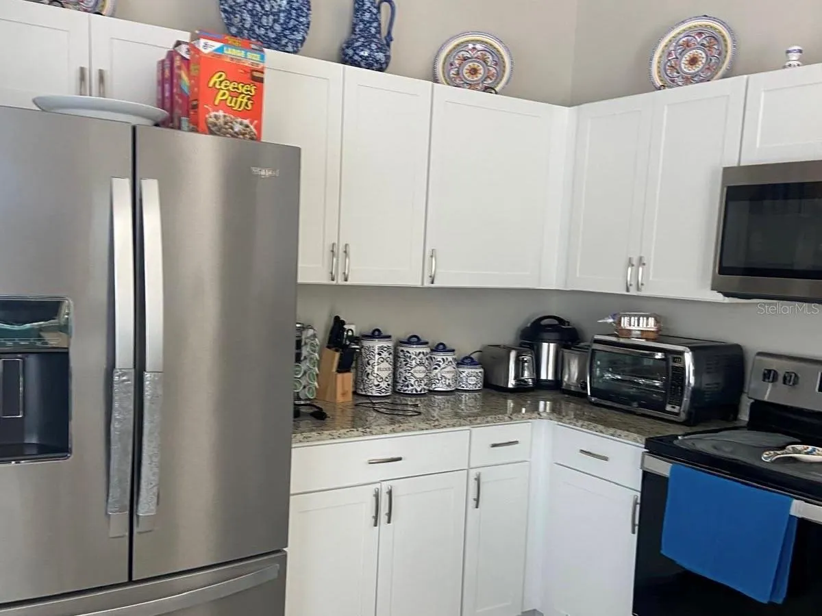 702 VIA BIANCA DR