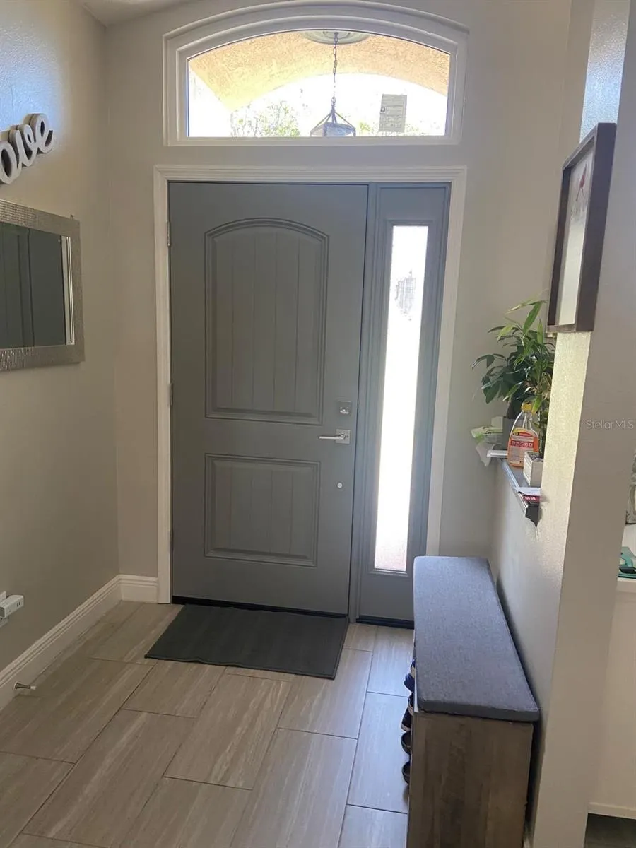 702 VIA BIANCA DR