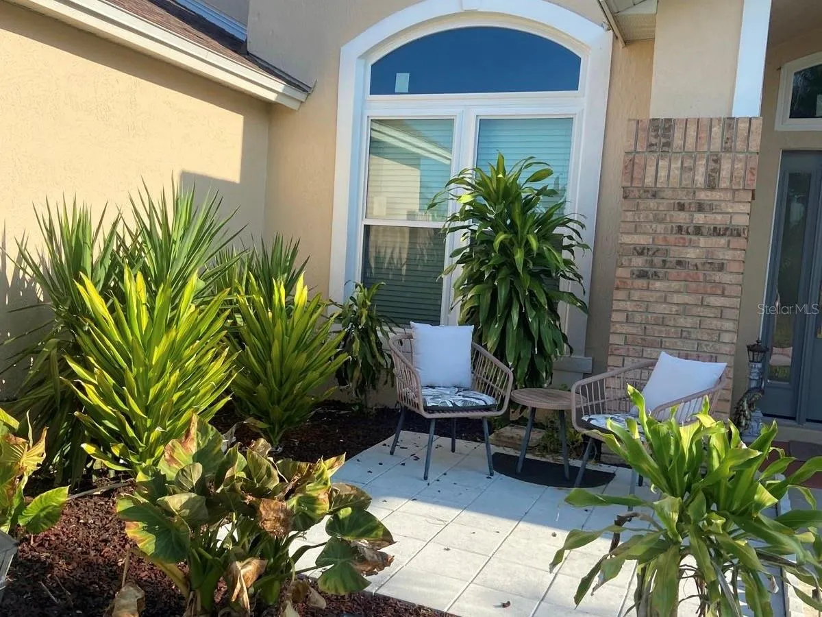 702 VIA BIANCA DR