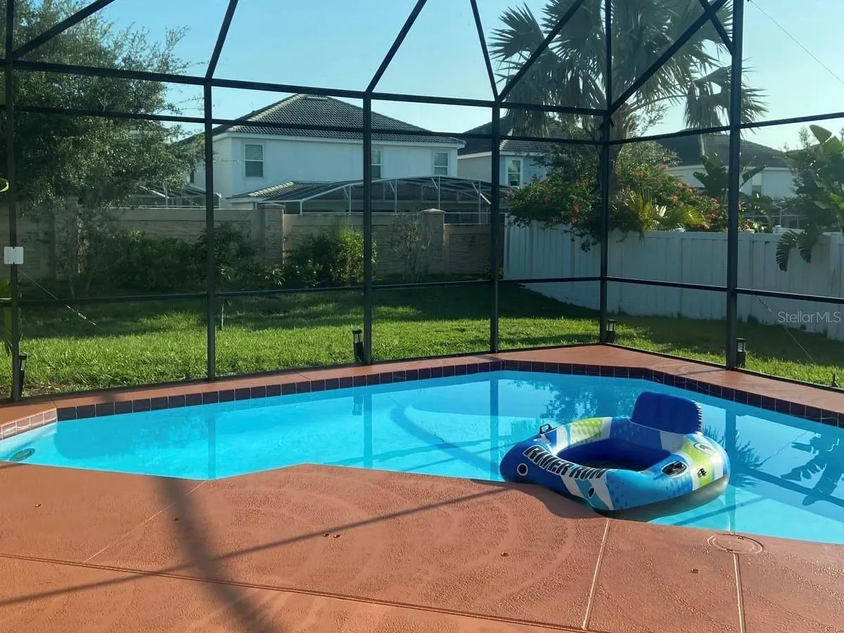 702 VIA BIANCA DR