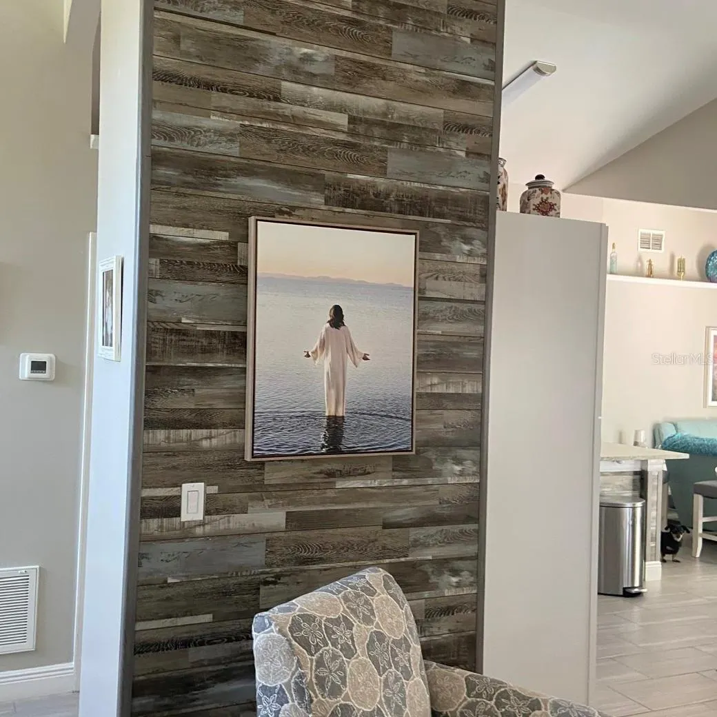 702 VIA BIANCA DR