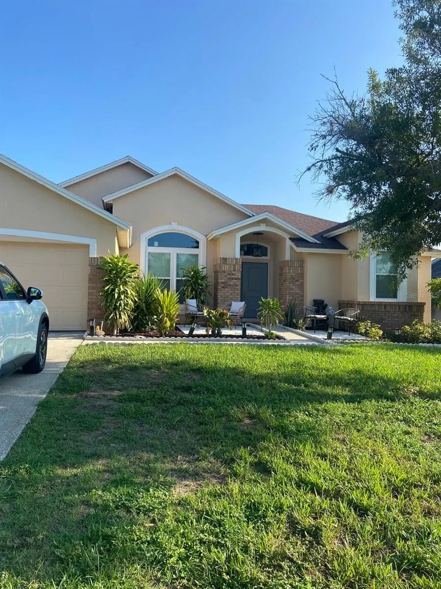 702 VIA BIANCA DR