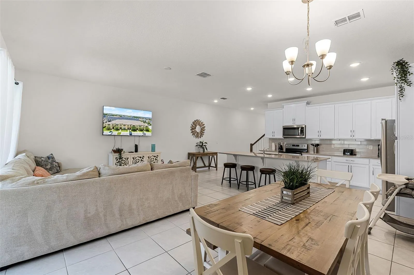 2186 FLEMING MIST PL
