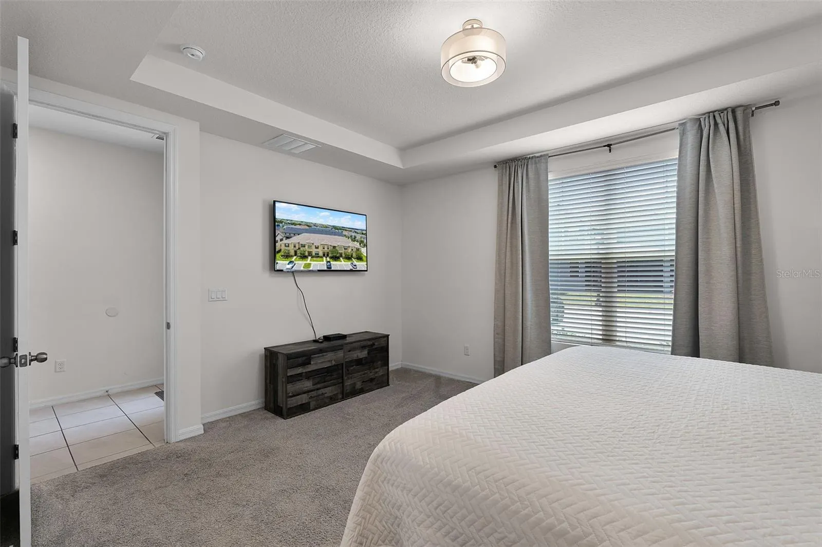 2186 FLEMING MIST PL