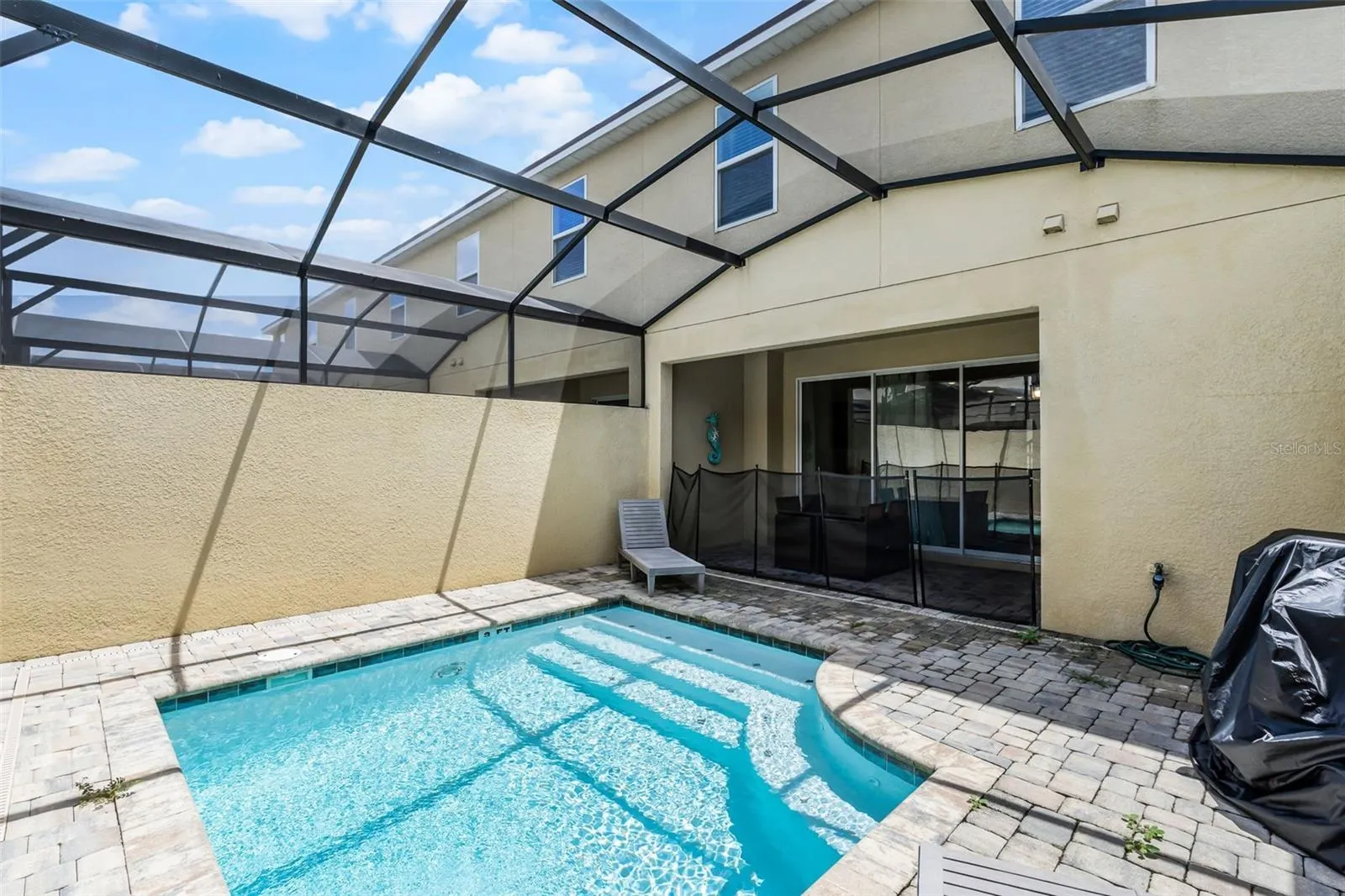 2186 FLEMING MIST PL