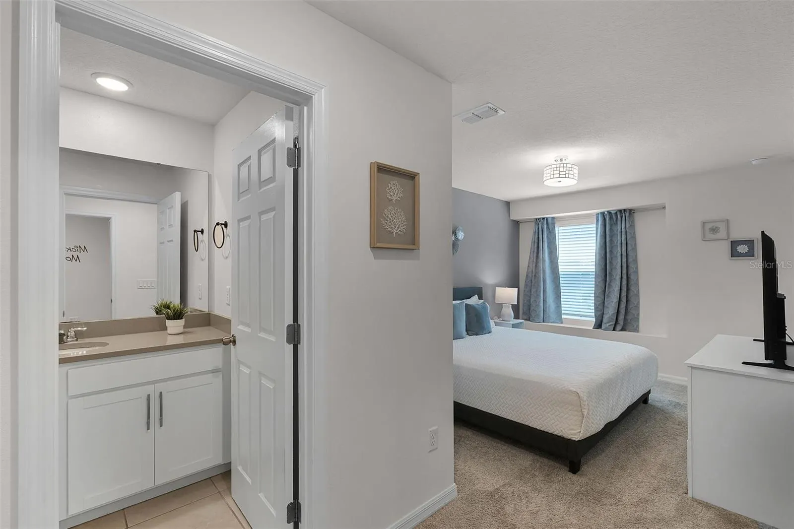 2186 FLEMING MIST PL