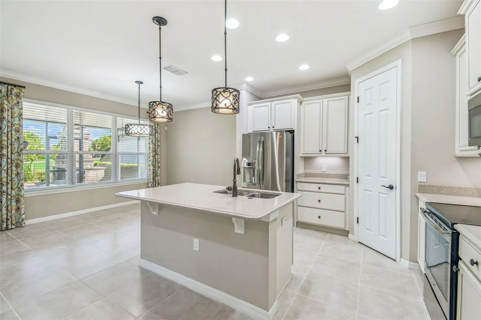 159 CASAVISTA DR