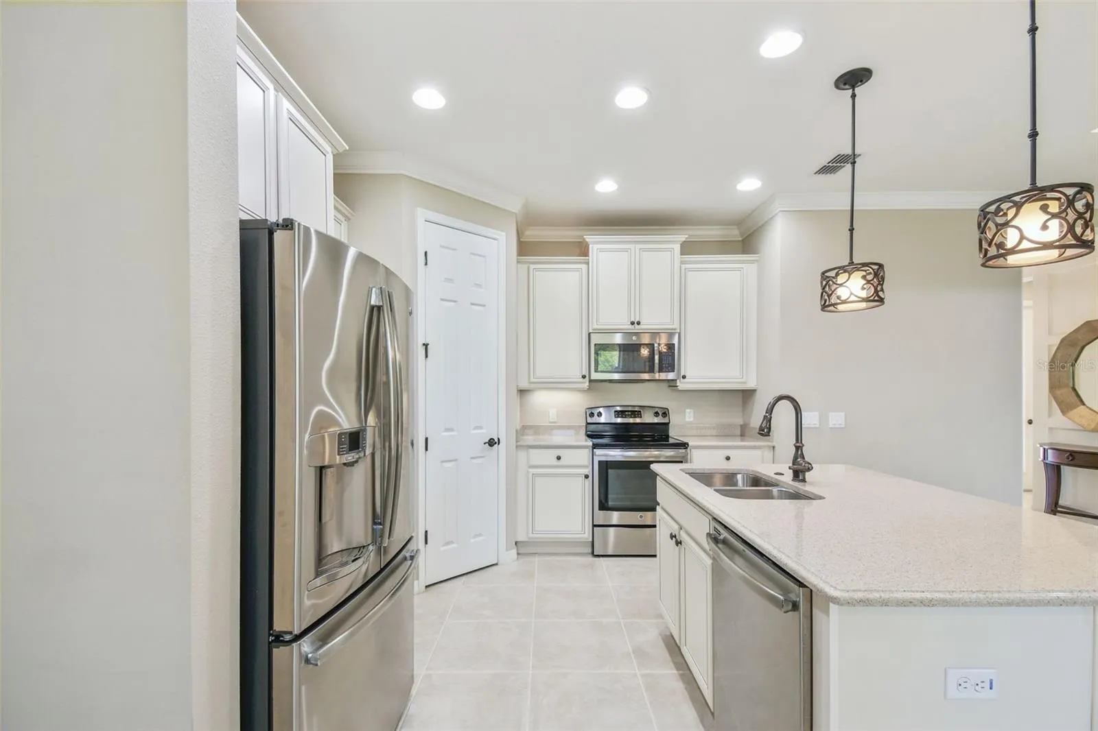 159 CASAVISTA DR