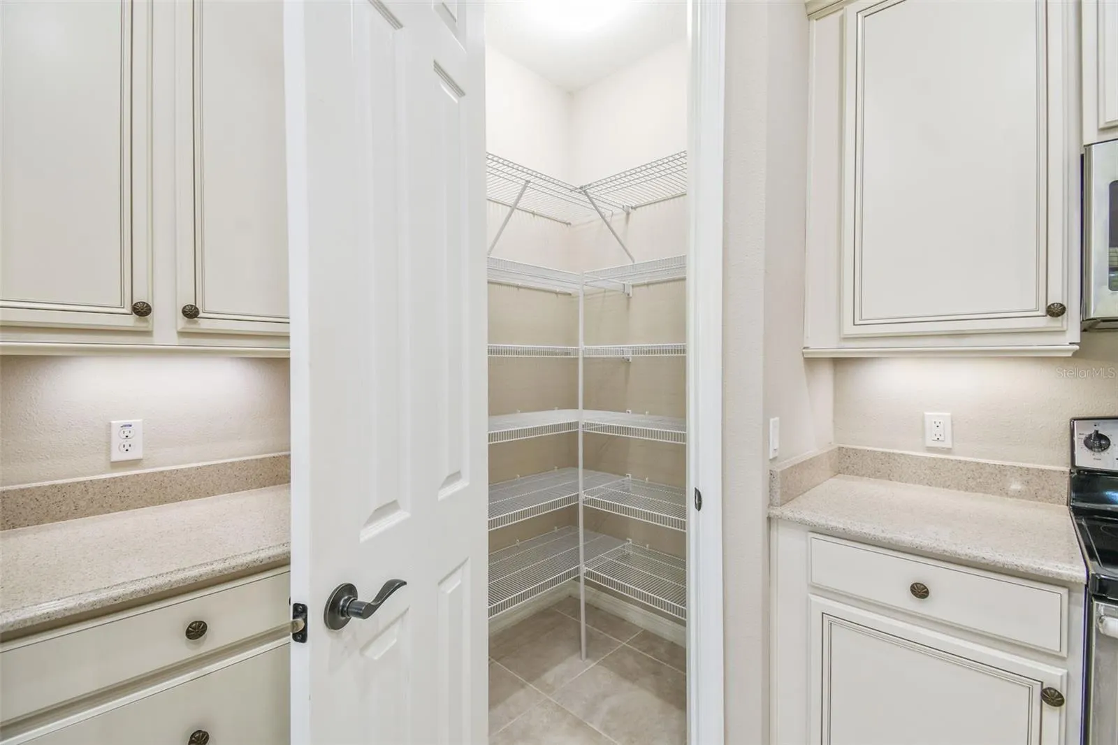 159 CASAVISTA DR