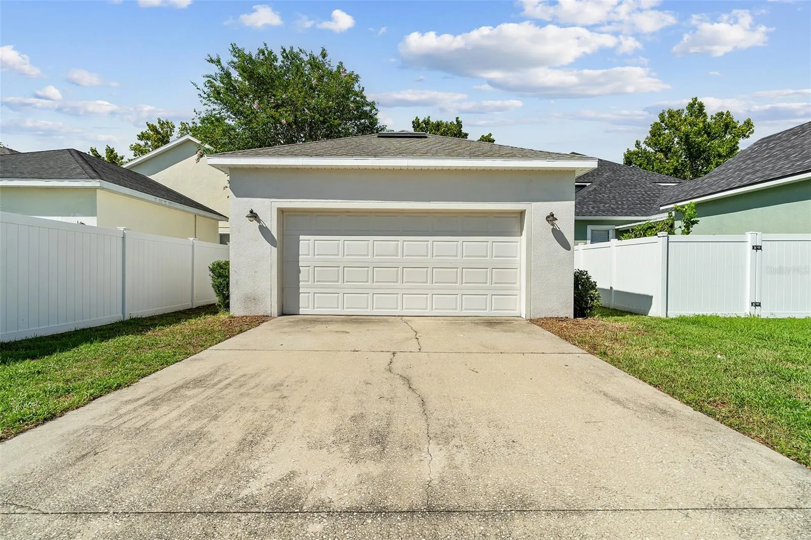 6932 BEARGRASS RD