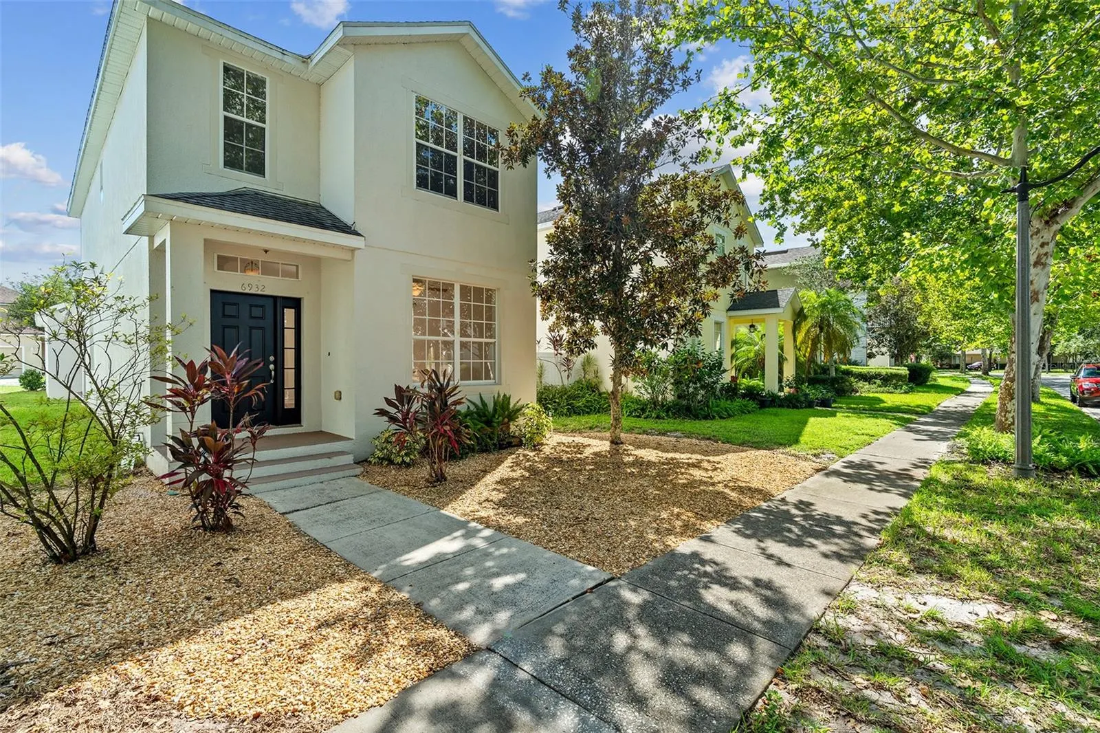 6932 BEARGRASS RD