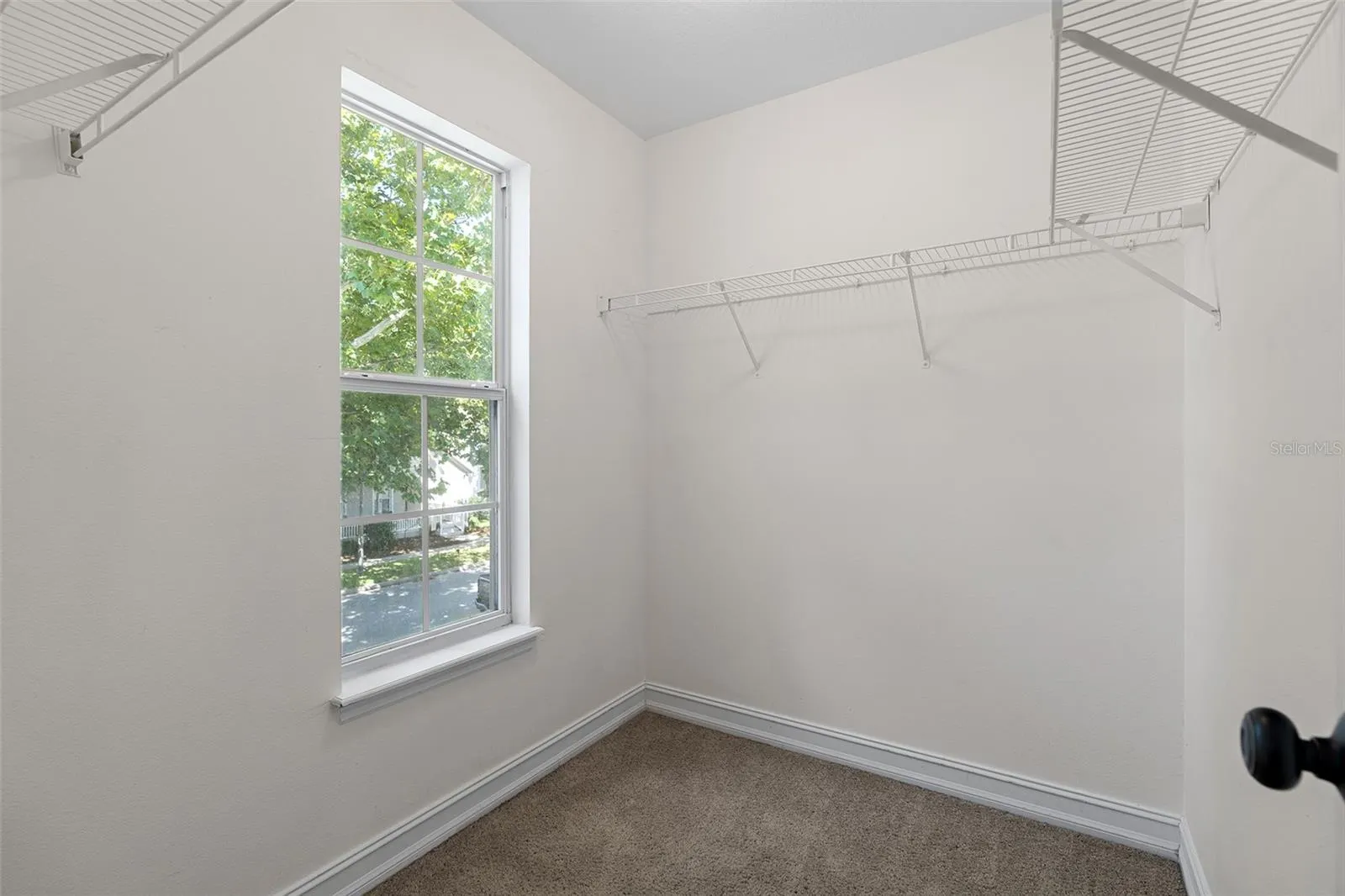 6932 BEARGRASS RD