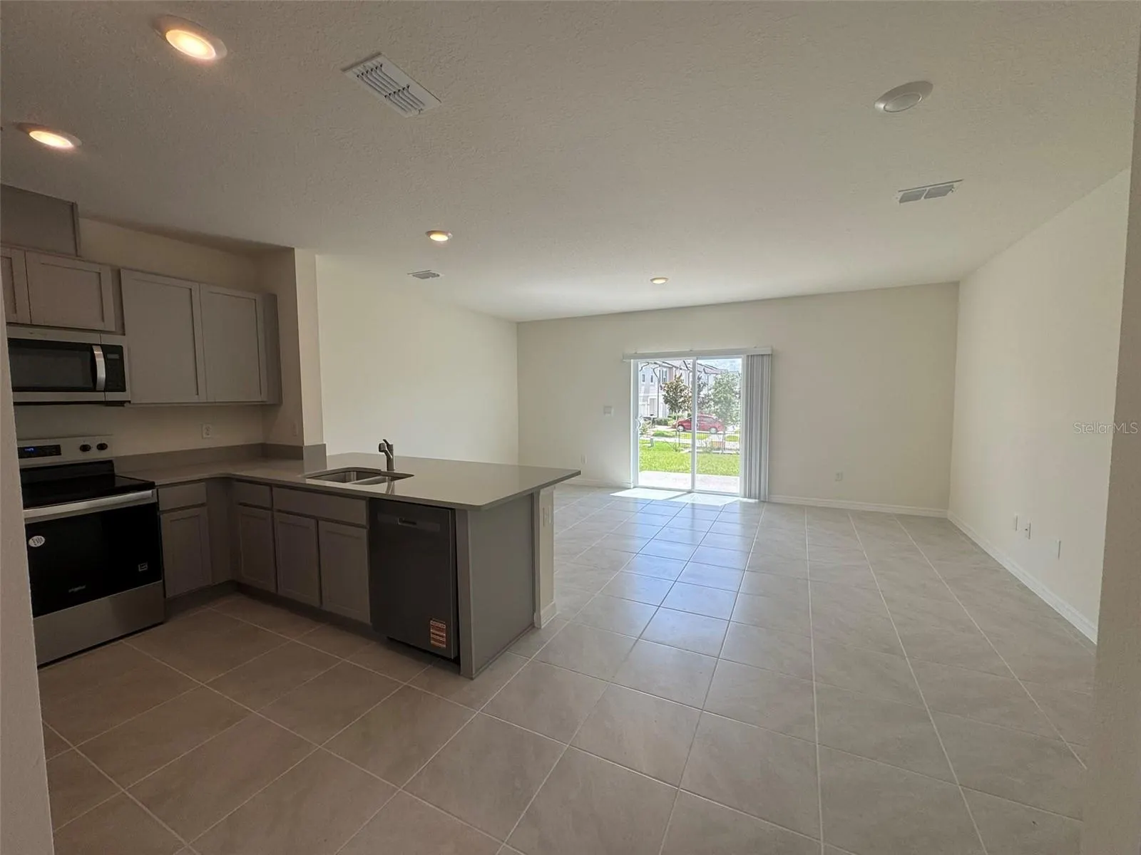 2151 LONGLEAF ROAD