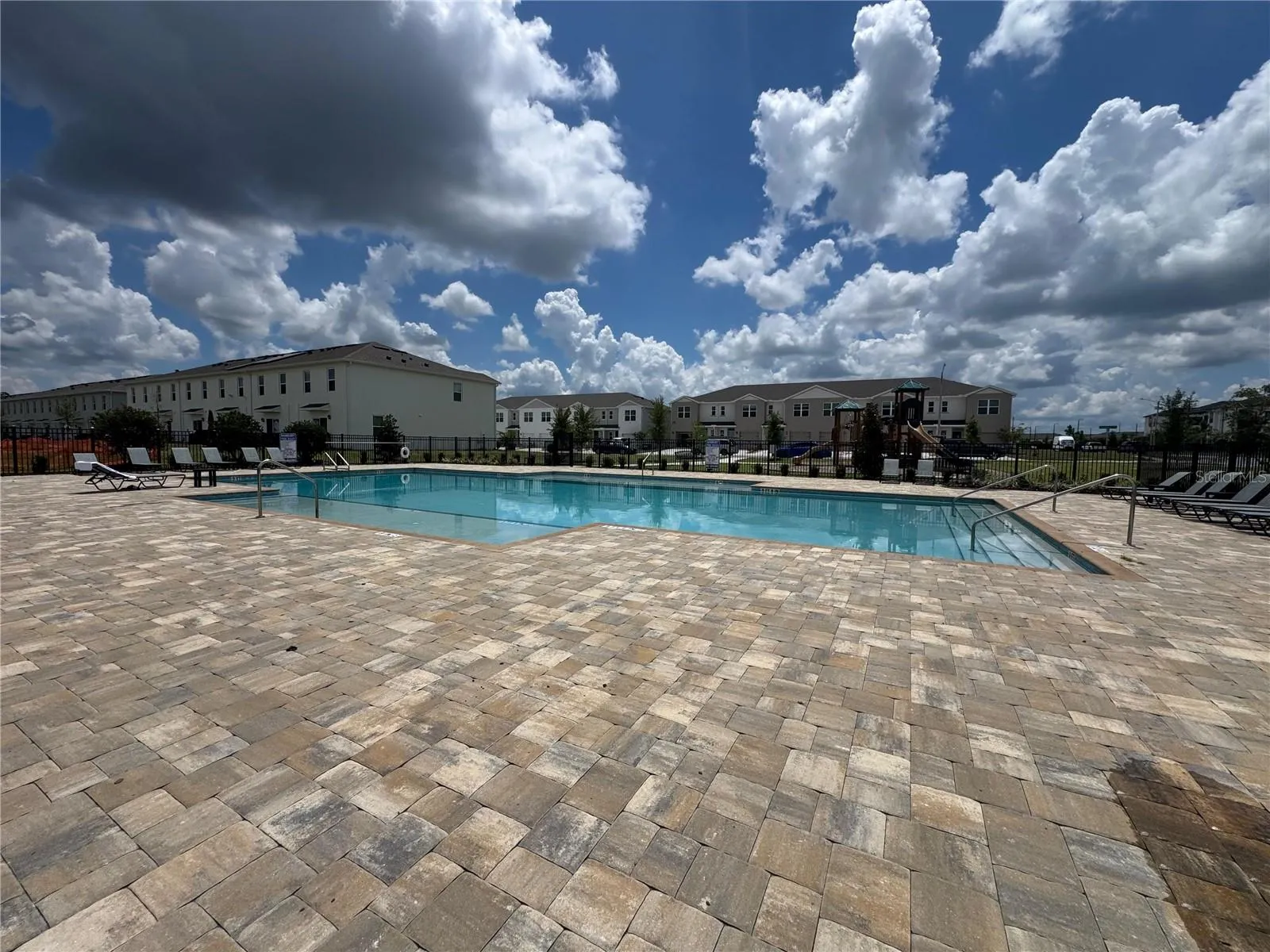 2151 LONGLEAF ROAD