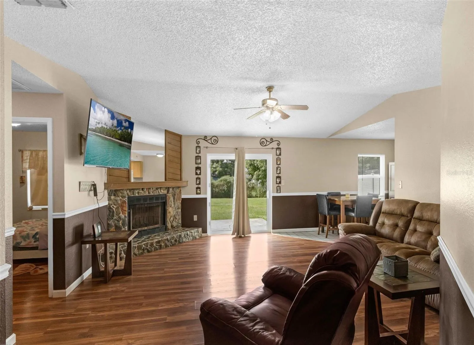 3608 W WHEELER RD
