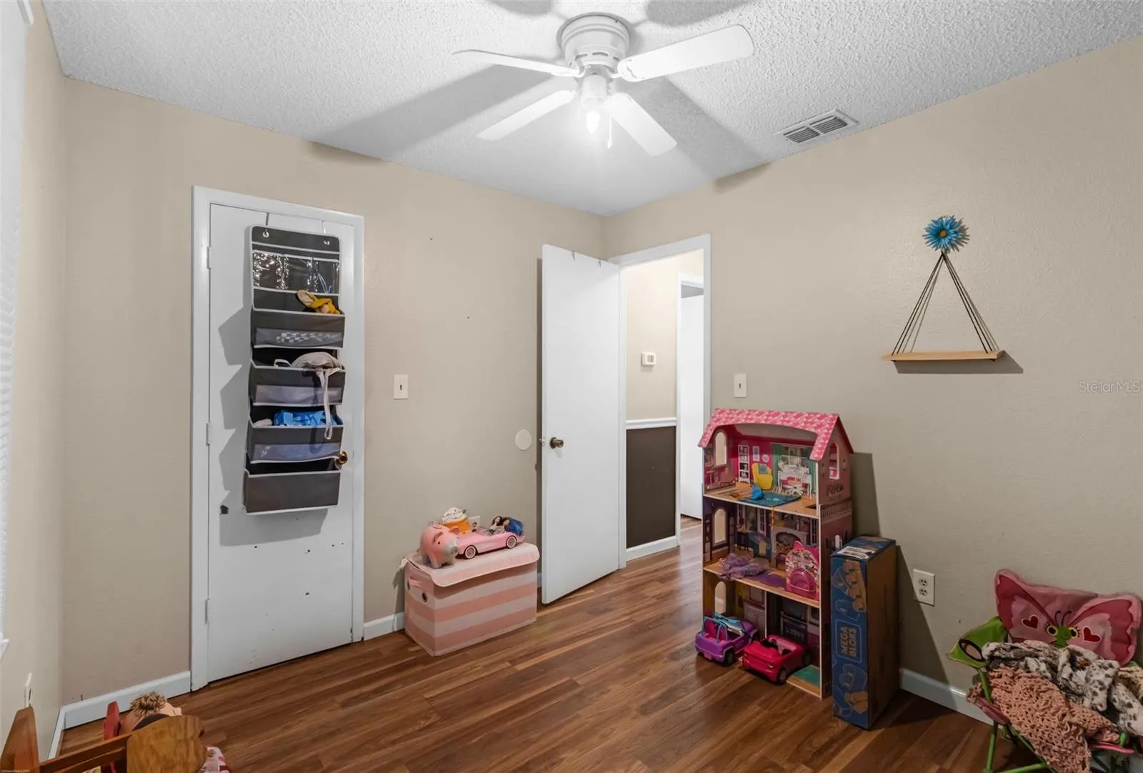 3608 W WHEELER RD