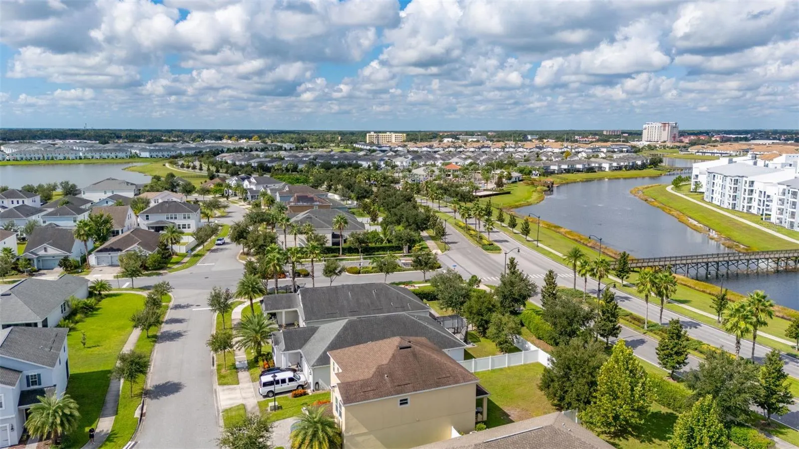 4602 FAIRY TALE CIR