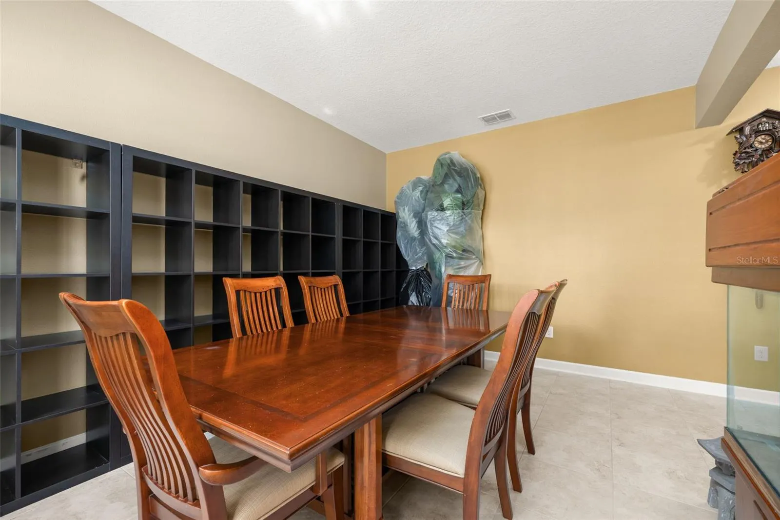 4602 FAIRY TALE CIR