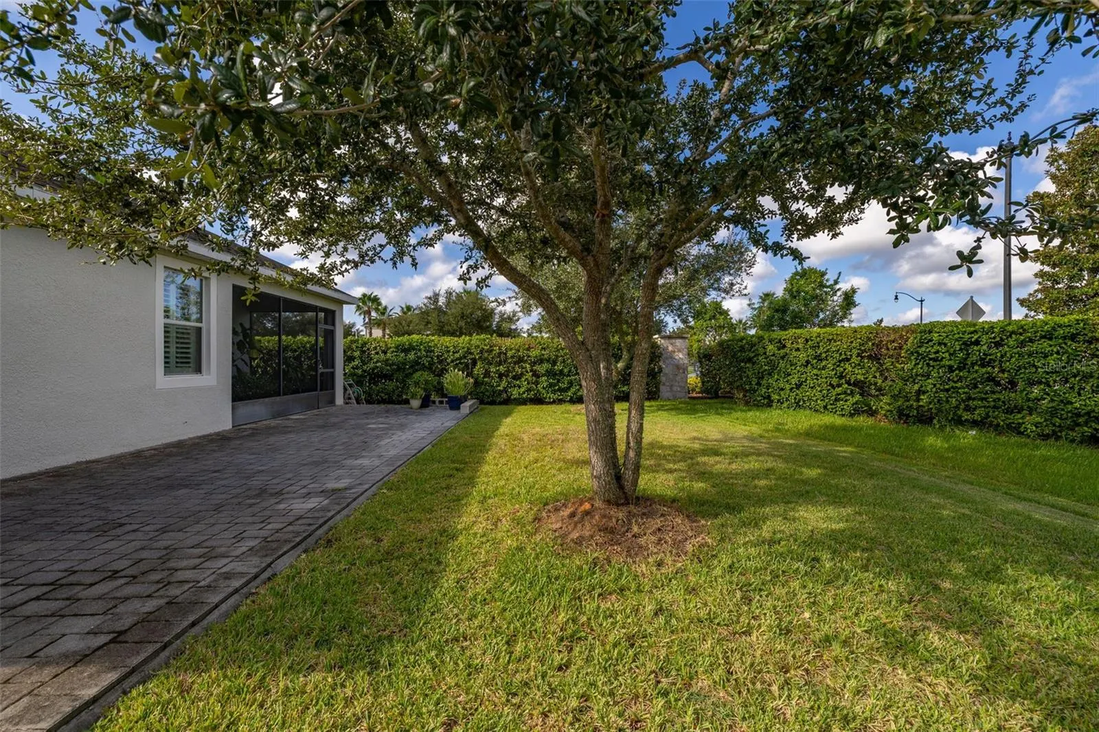 4602 FAIRY TALE CIR