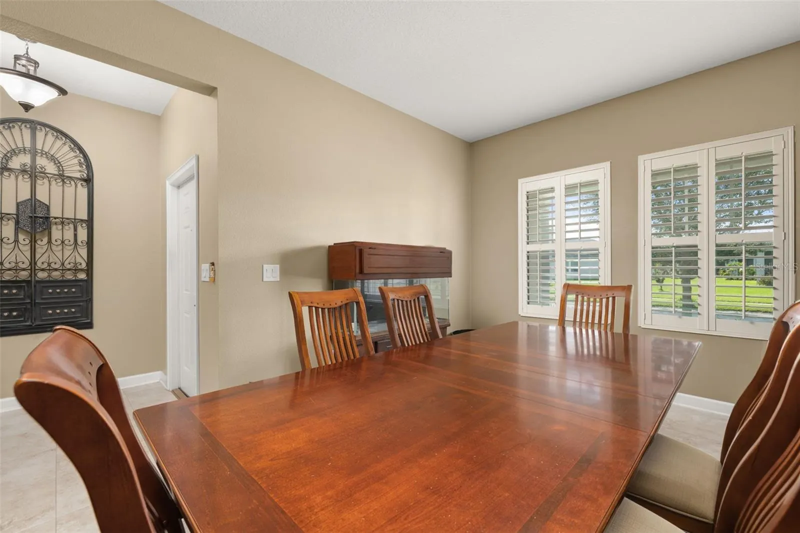 4602 FAIRY TALE CIR