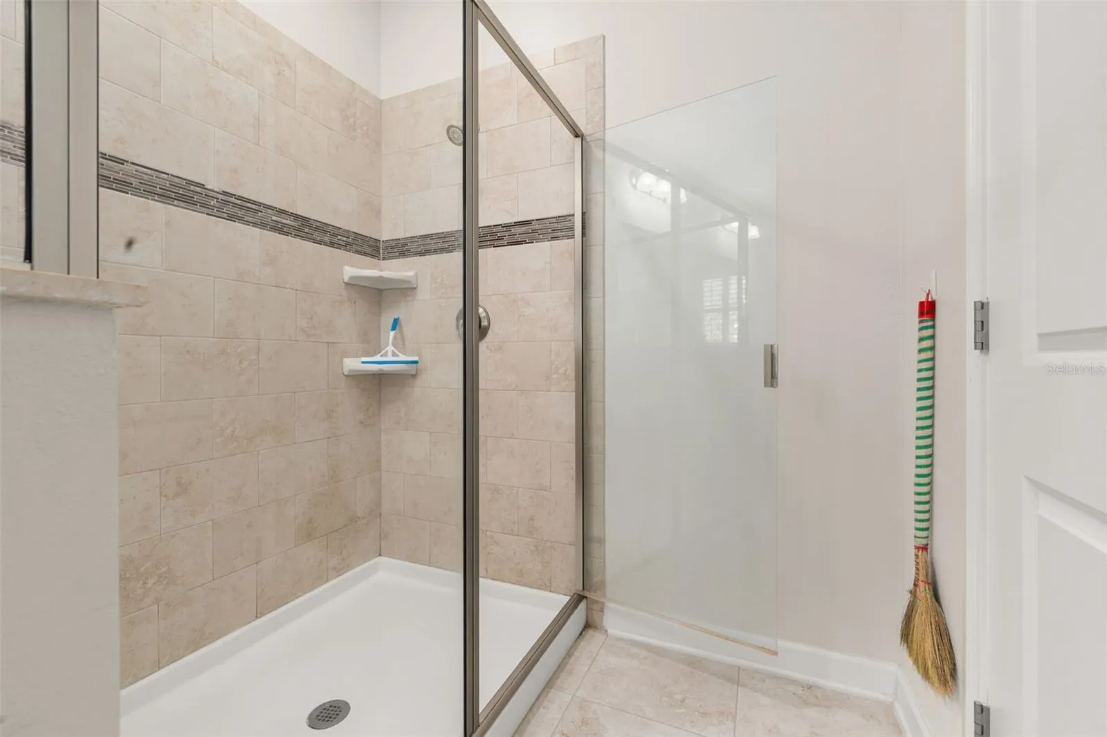 4602 FAIRY TALE CIR