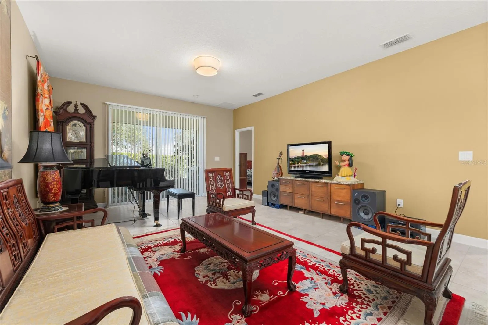 4602 FAIRY TALE CIR
