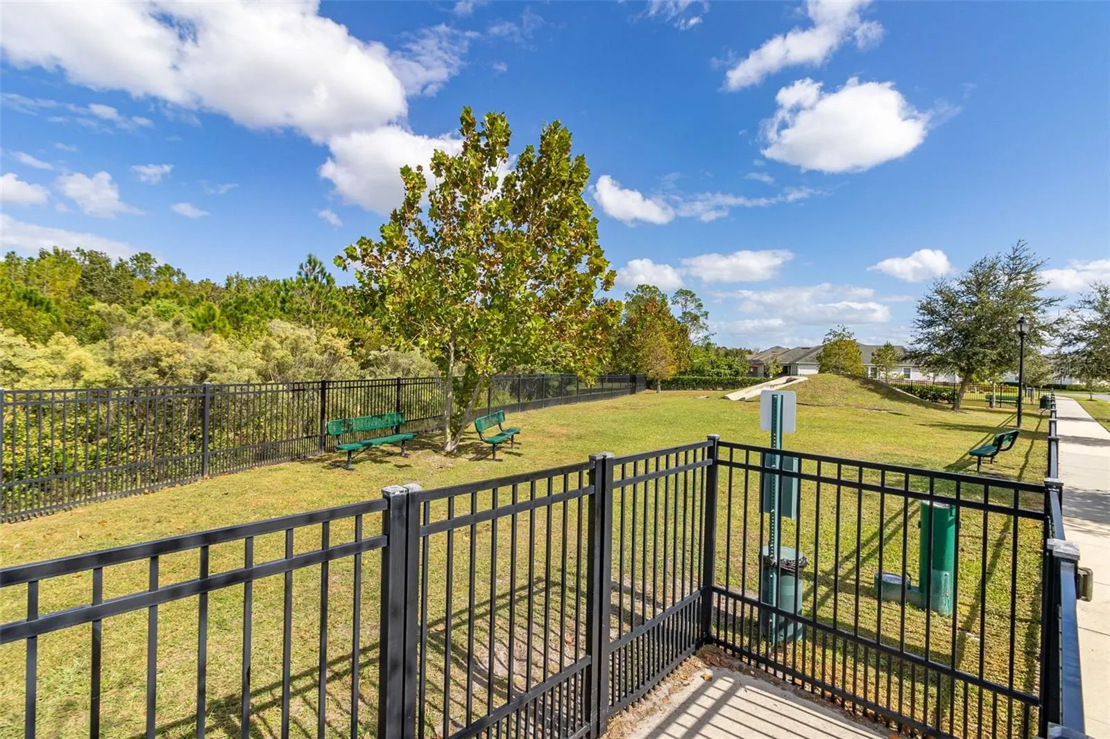 4602 FAIRY TALE CIR