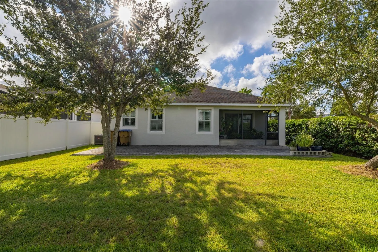 4602 FAIRY TALE CIR
