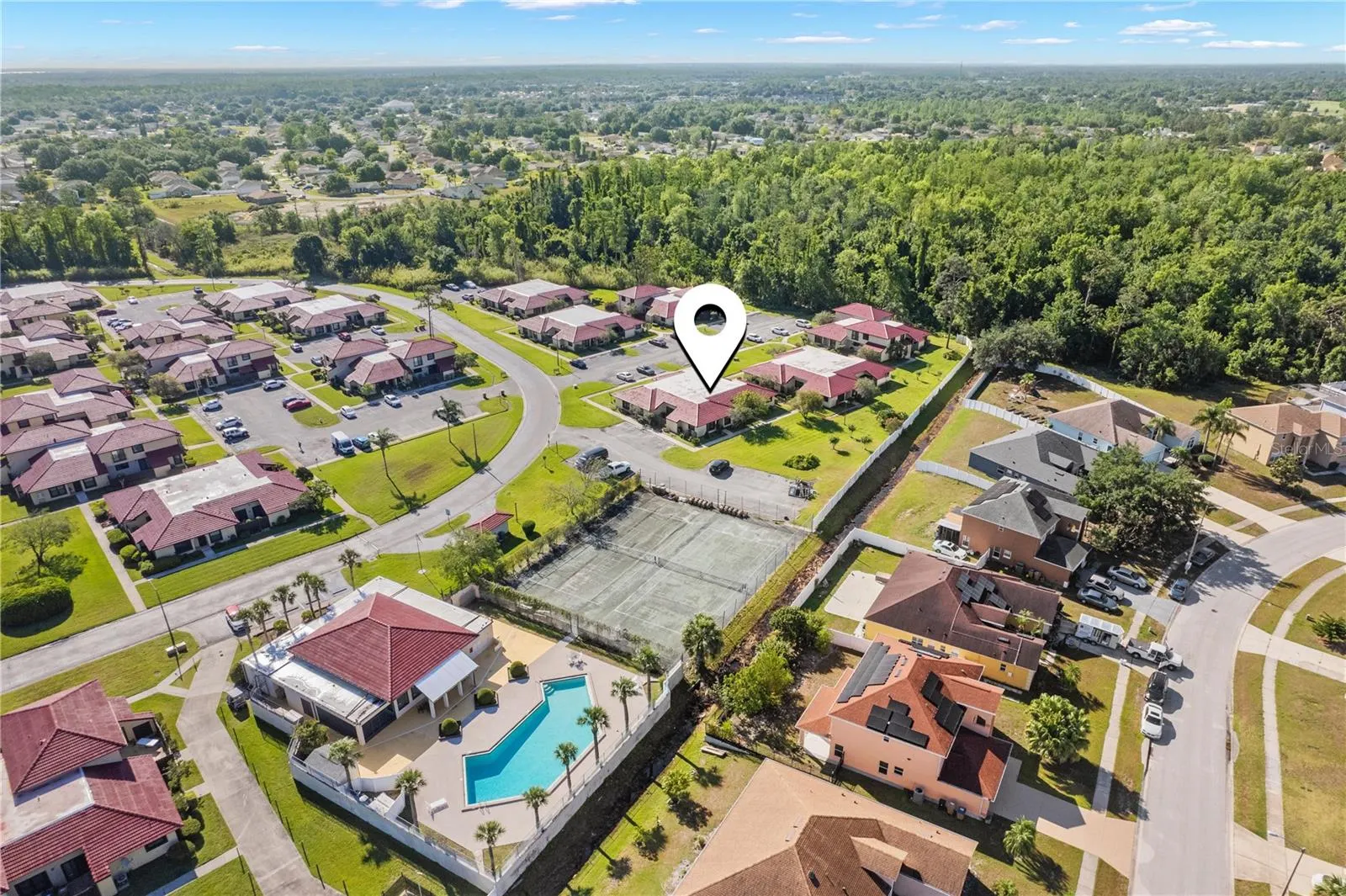 432 HUNTER CIR
