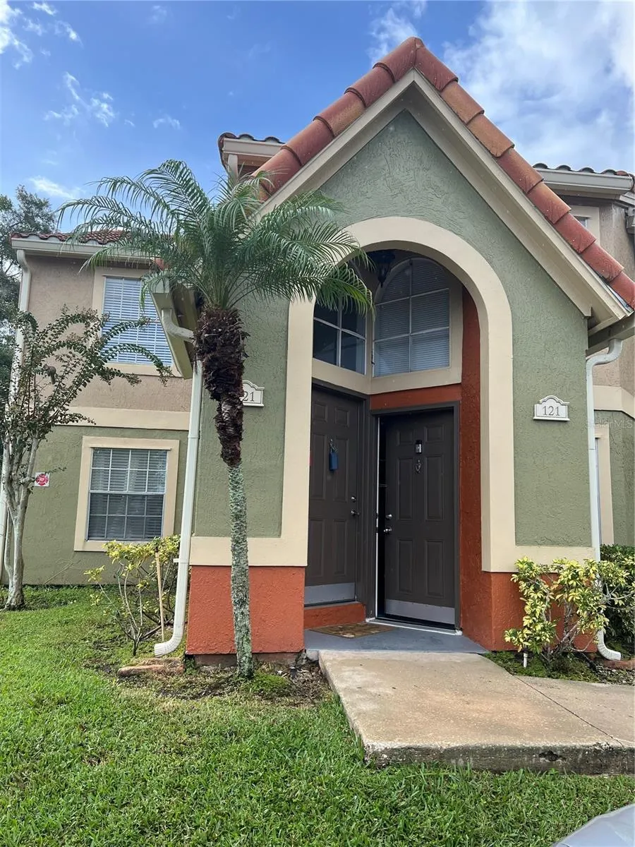 429 FOUNTAINHEAD CIR #221, #221