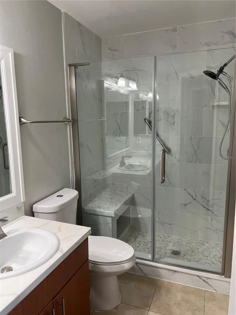 429 FOUNTAINHEAD CIR #221, #221