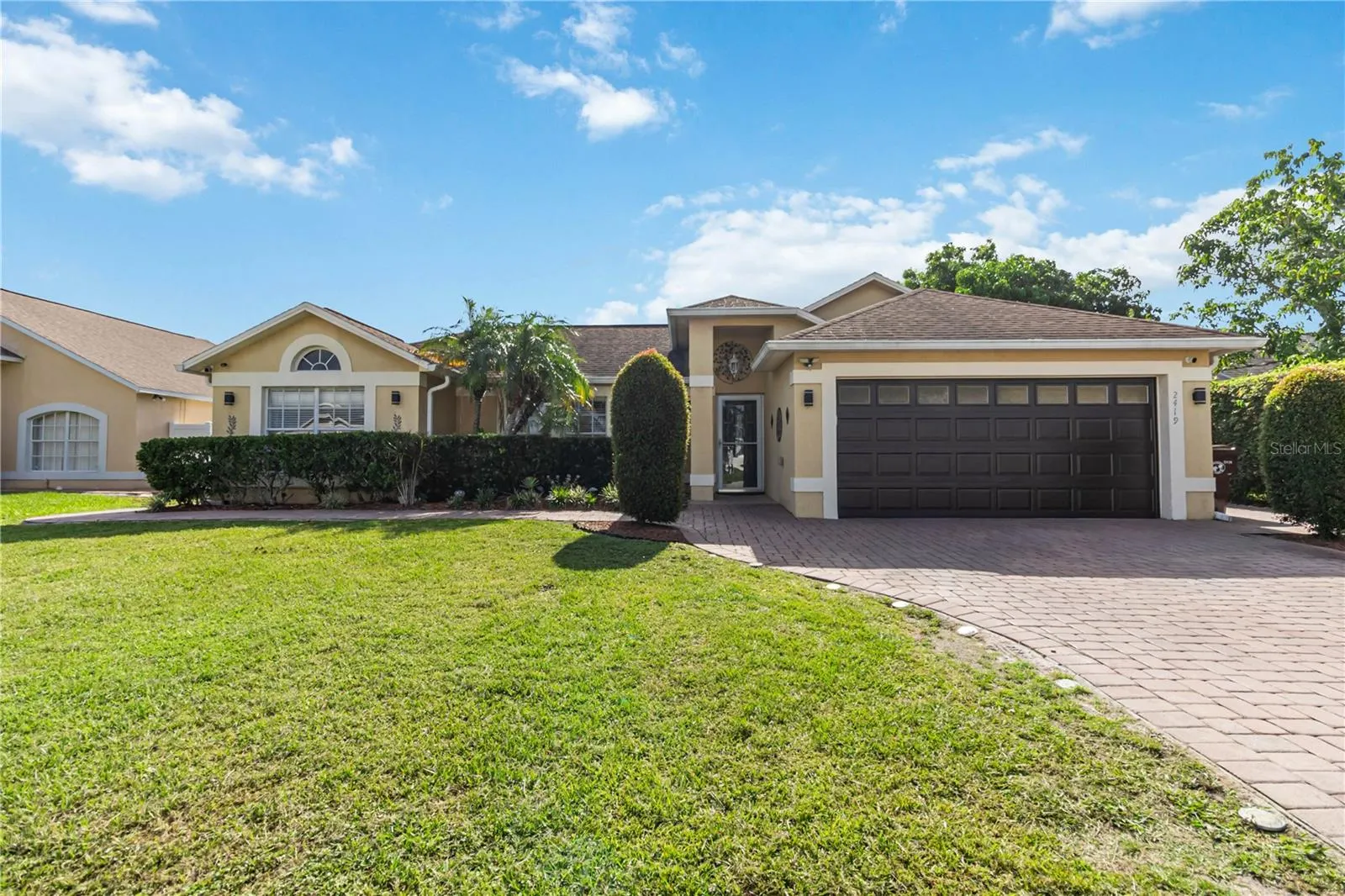 2419 LANCASHIRE LN