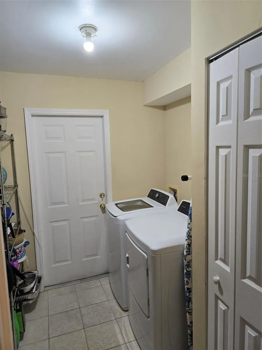 519 NW 26TH ST
