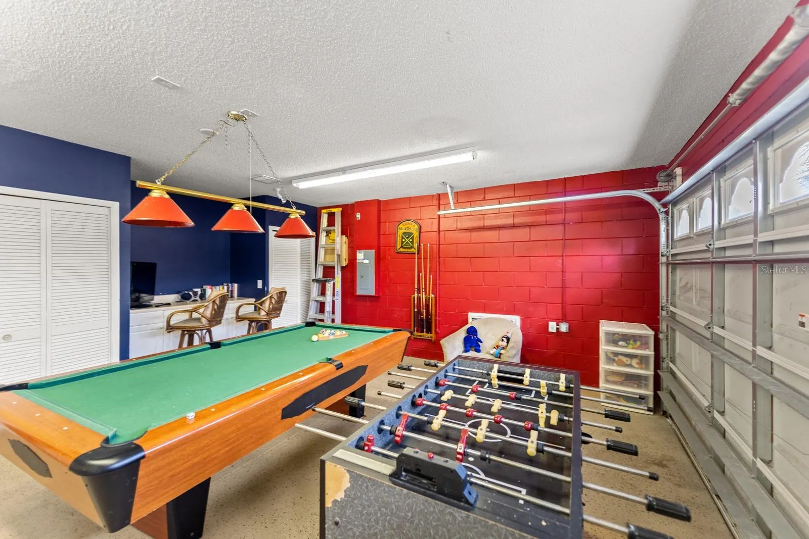 8088 SANTEE DR