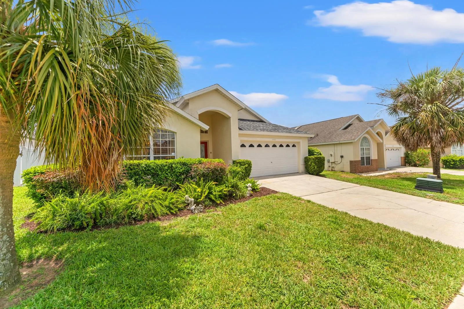 8088 SANTEE DR